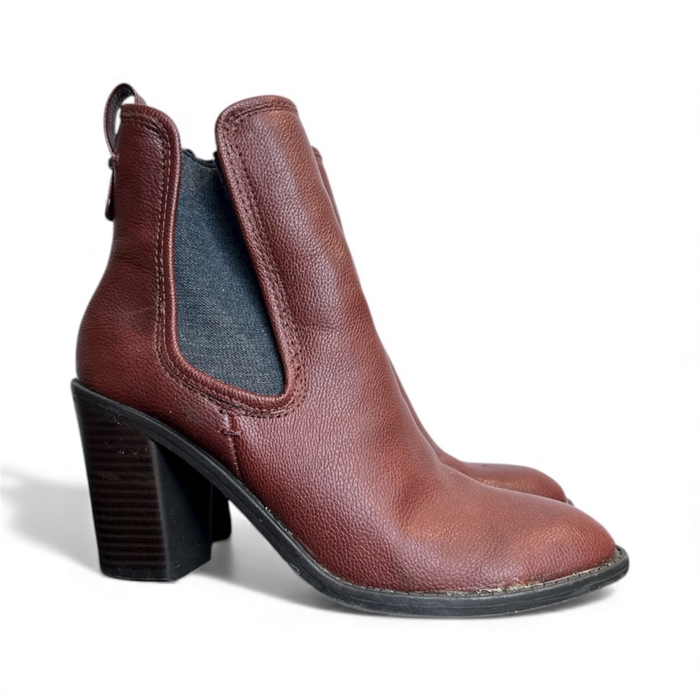 Brown Merona Boots sz 9